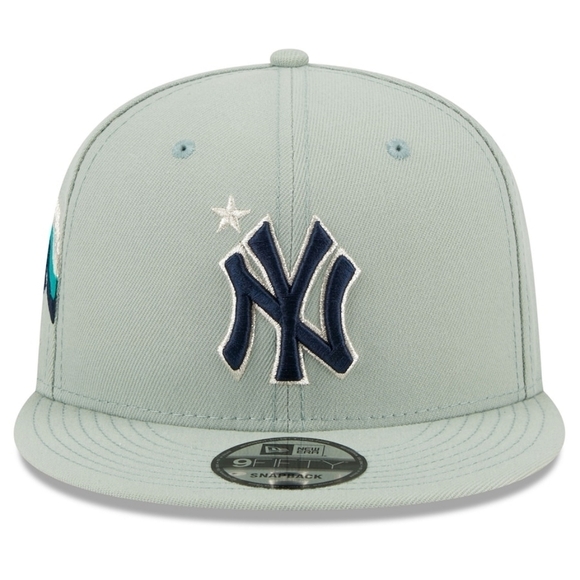 NY Yankees Hat - Picture 3 of 4